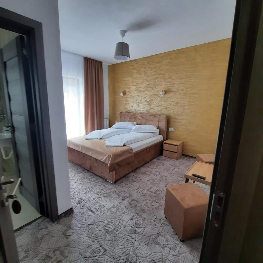 Andrana Hotel Căciulata Exterior foto
