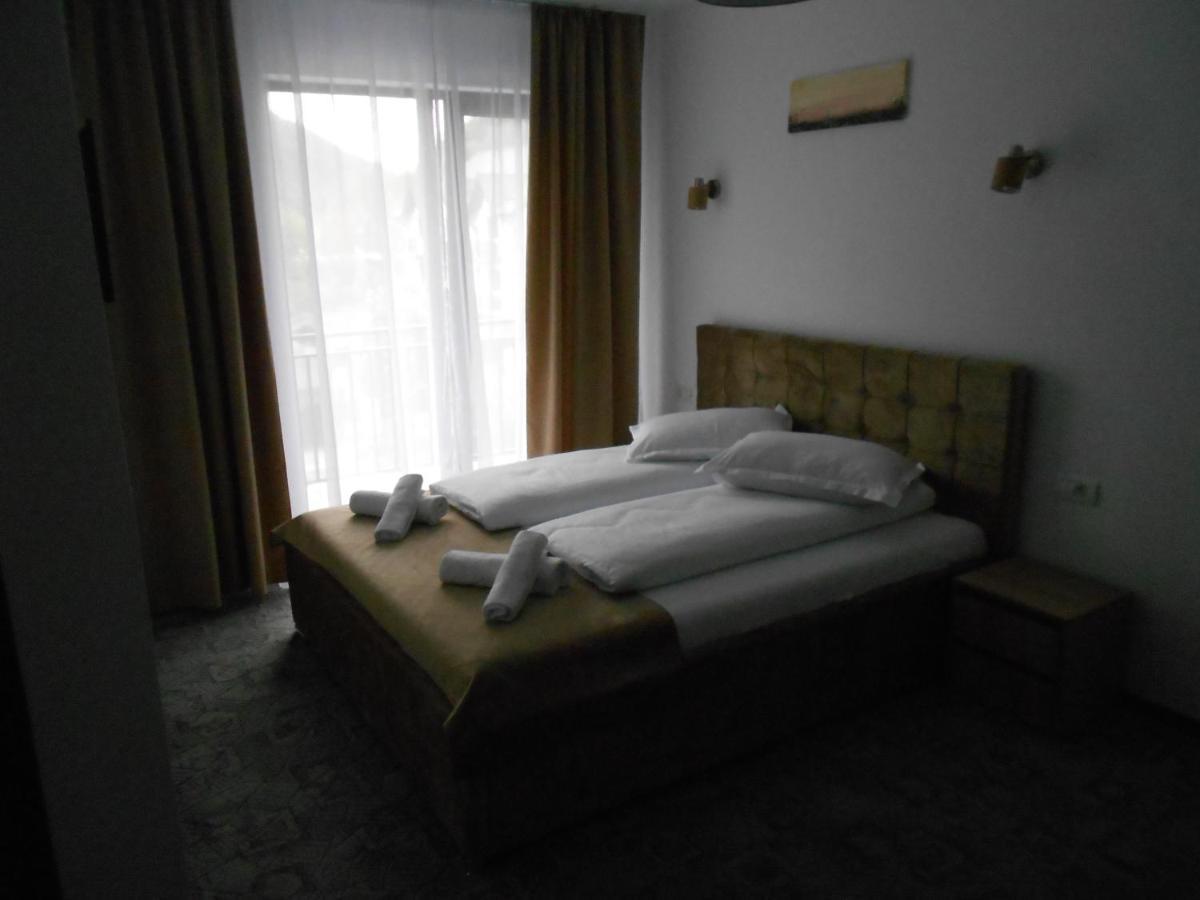 Andrana Hotel Căciulata Exterior foto