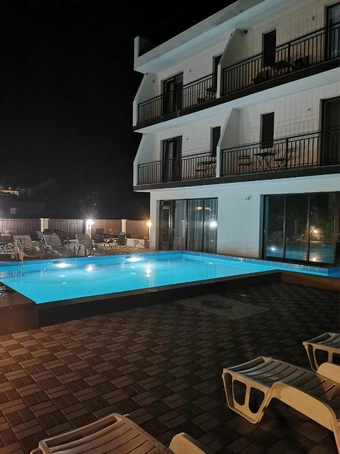 Andrana Hotel Căciulata Exterior foto